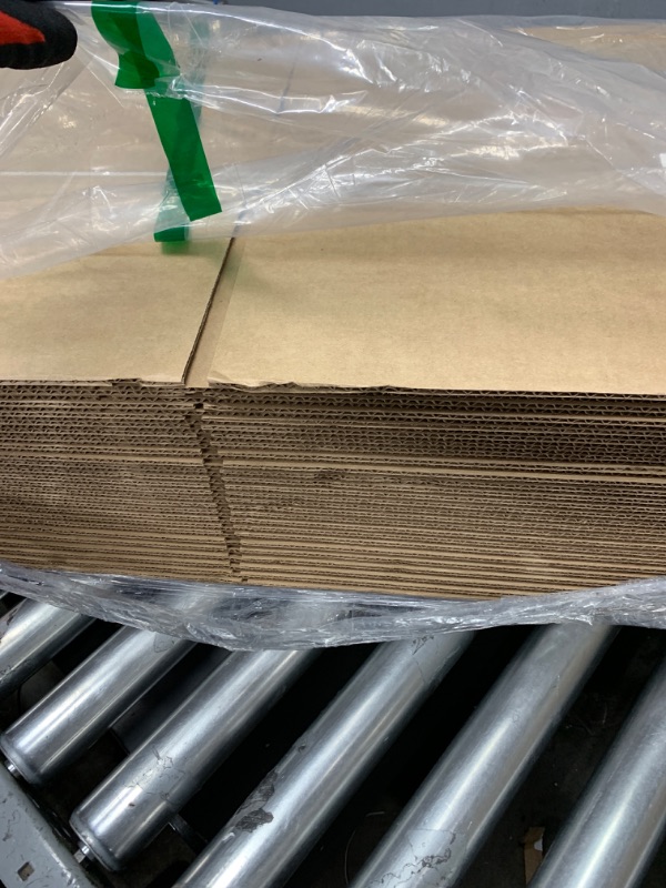 Photo 1 of 18 x 16 x 4" Flat Corrugated Boxes