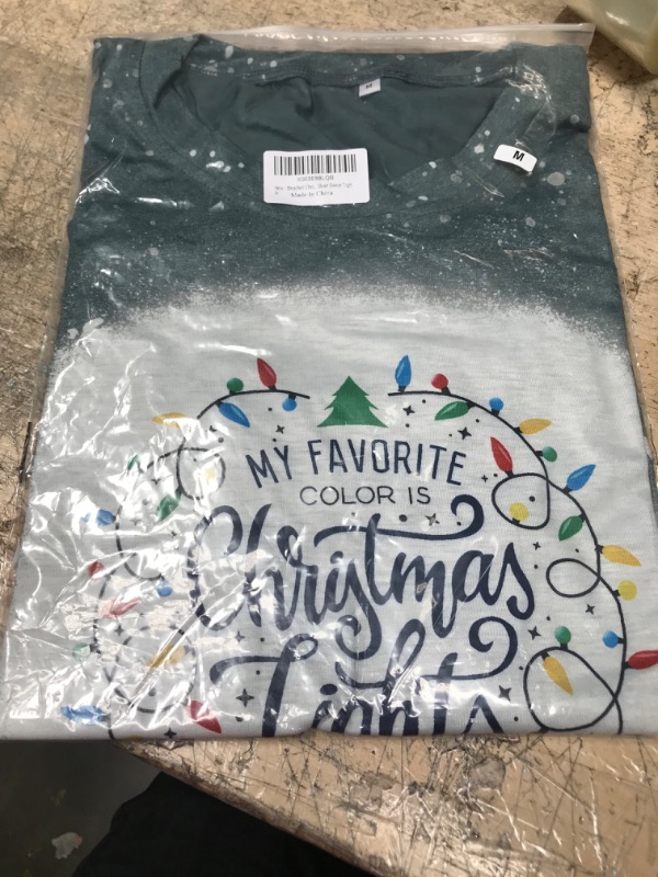 Photo 1 of FUNNY MY FAVORITE COLOR IS CHRISTMAS LIGHTS  T SHIRT MEDIUM