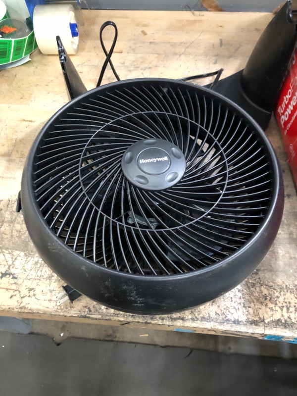 Photo 2 of 12 in. 3 Speed Whole Room Circulator Floor Fan