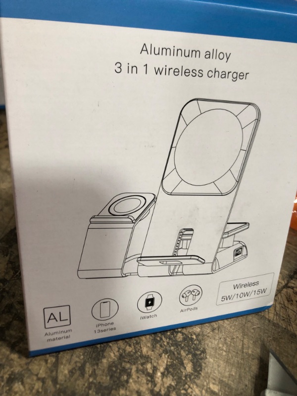 Photo 1 of aluminum alloy 3 in 1 wireless charger