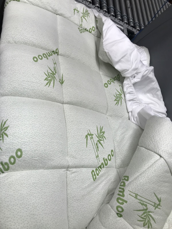 Photo 4 of *** USED *** Bamboo Mattress Topper King 78x80 inches Bed Size Fits 8-21 Inches Deep Mattresses Cooling Breathable Extra Plush Thick Fitted 20Inches Pillow Top Mattress Pad Firm Back Pain Ultra Soft