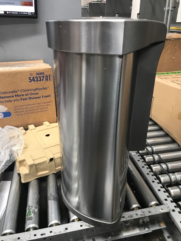 Photo 1 of ***USED***
simplehuman 45 Liter / 12 Gallon Semi-Round Automatic Sensor Trash Can, Brushed Stainless Steel