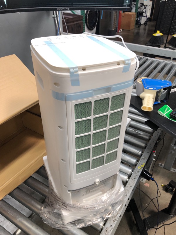 Photo 2 of **PARTS ONLY**
TEMEIKE Evaporative Air Cooler, 3-IN-1 Portable Air Conditioners for 1 Room, Windowless Swamp Cooler