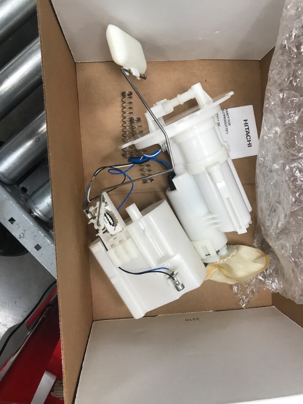 Photo 1 of Hitachi FUP0009 Electric Fuel Pump
