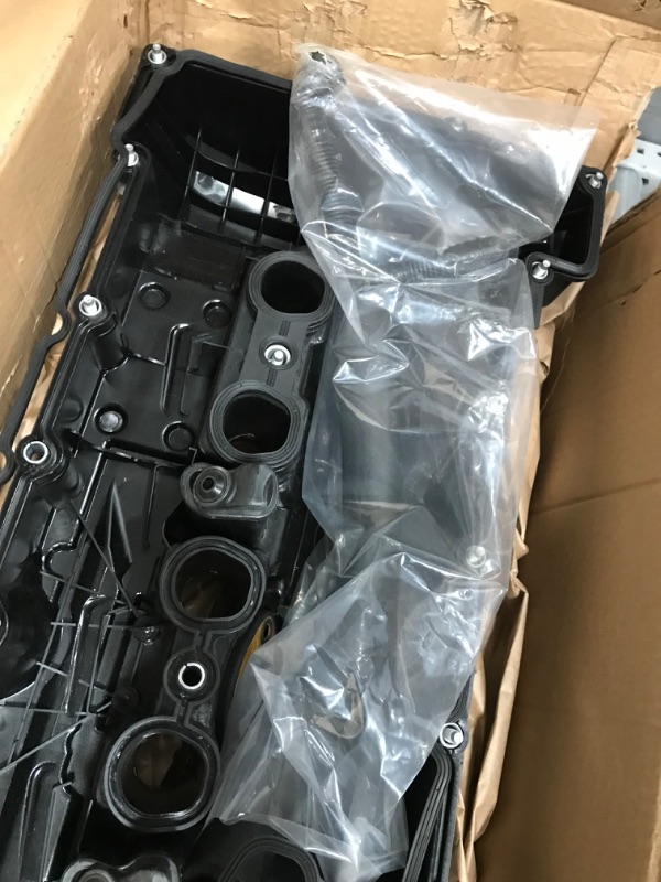 Photo 4 of **USED ITEM**
MITZONE N52 Engine Valve Cover Kit with Oil Cap & PCV Hose Compatible with BMW E82 128i, E9X 323i 328i, E60 528i, E70 X5 3.0si, E83 X3, E85 Z4, E89 Z4, F10 528i N52/ N51 SULEV