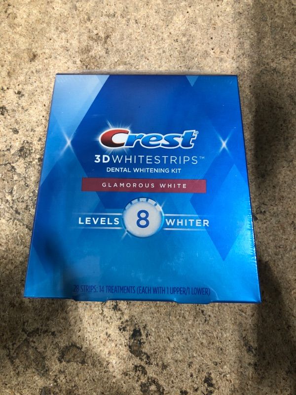 Photo 2 of 3D Whitestrips Glamorous White At-home Teeth Whitening Kit EXP 06/23
