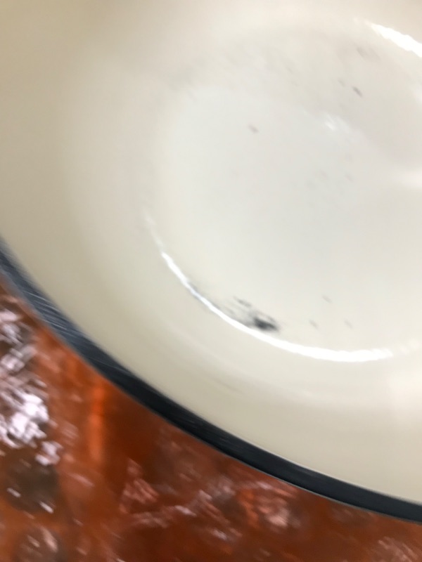 Photo 1 of Amazon Basics Enameled Cast Iron Covered Dutch Oven, 6-Quart, White White 6-Quart