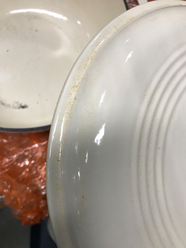 Photo 1 of Amazon Basics Enameled Cast Iron Covered Dutch Oven, 6-Quart, White White 6-Quart