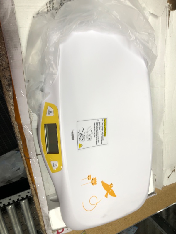 Photo 2 of Beurer BY80 Digital Baby Scale, Infant Scale for Weighing in Pounds, Ounces, or Kilograms up to 44 lbs, Newborn Scale with Hold Function, Pet Scale for Cats and Dogs
