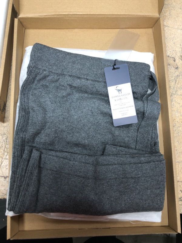 Photo 3 of EURKEA Women's Cashmere Blend Shorts, Gifts Ready size M/L