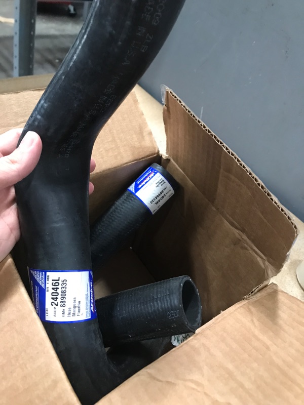 Photo 3 of ACDelco Gold 24046L Molded Lower Radiator Hose