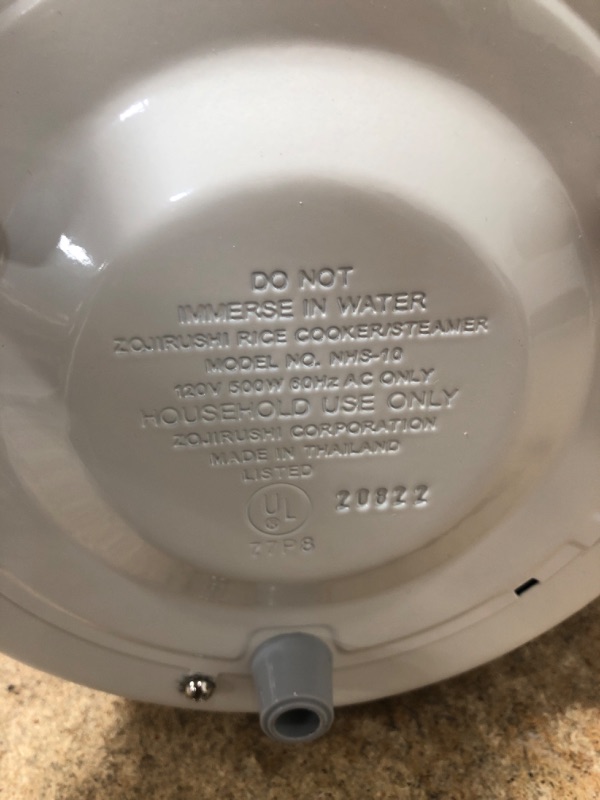 Photo 1 of ***POWERS ON*** Zojirushi NHS-10 6-Cup (Uncooked) Rice Cooker 6 Cup