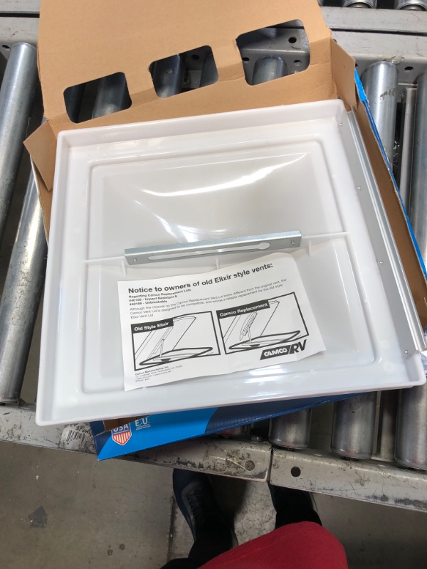 Photo 1 of Camco 40156/40159 White Polypropylene Vent Lid - Elixir (pre 1994) Elixir (Pre 1994 Models) White