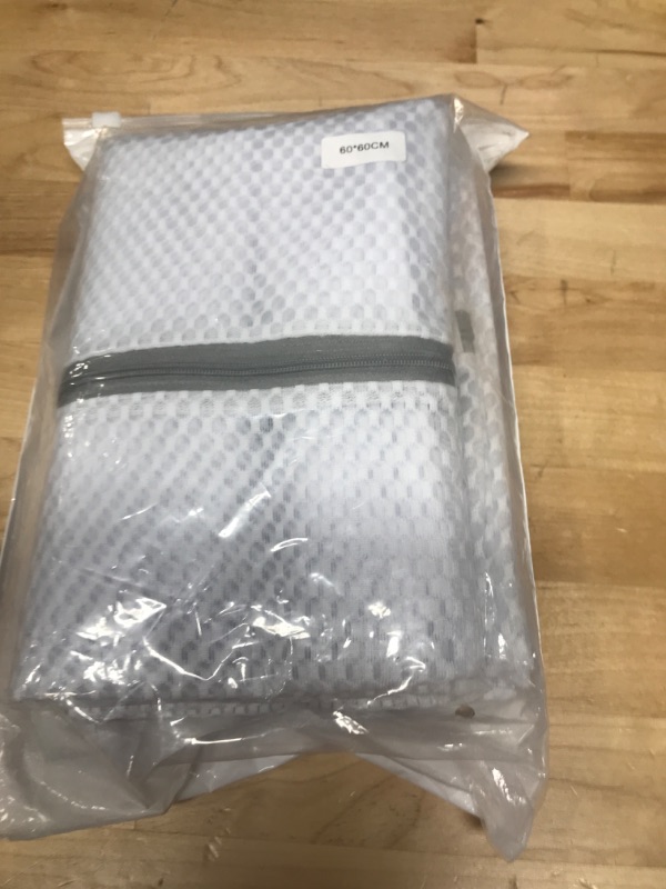 Photo 1 of 4 Pcs Honeycomb Mesh Laundry Bags Delicate Washing Bag Washing Machine Wash Bags Washable Laundry Bags with Zipper for Blouse Underwear