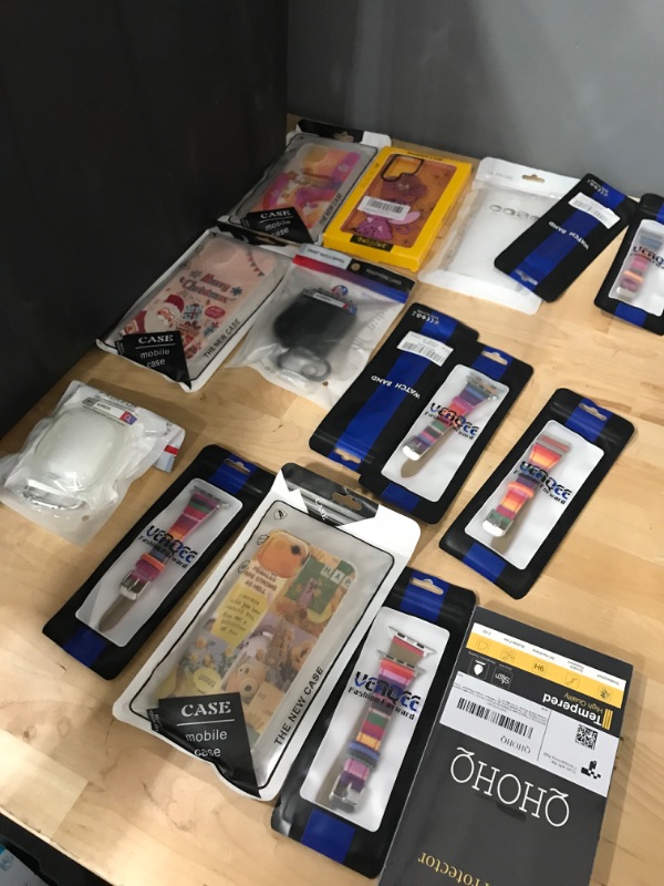Photo 1 of 15 ITEMS*
PHONE CASE AND ECCESSORIES BUNDLE*