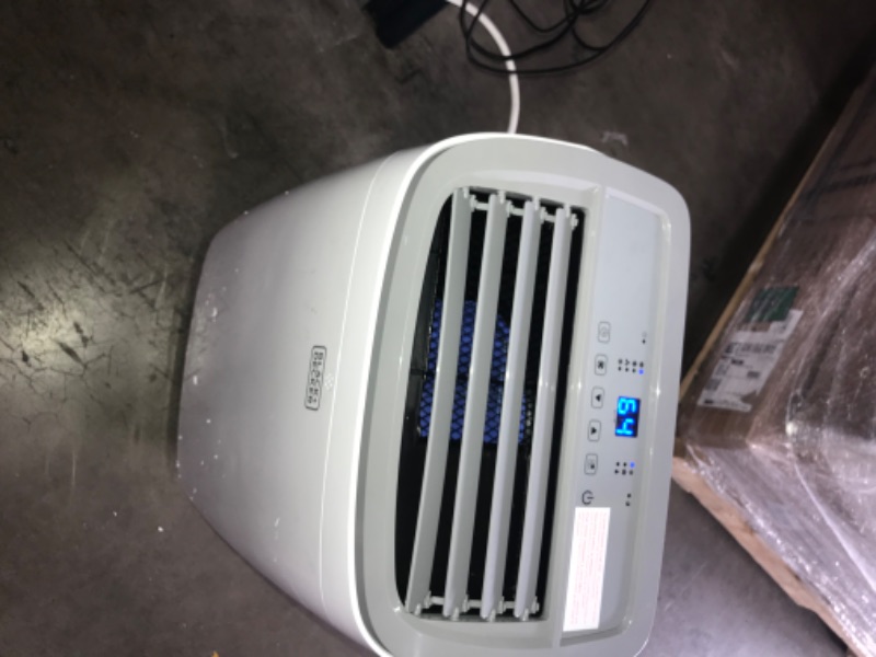 Photo 3 of *MISSING CONTROL//MISSING 2 FLAT RECTANGLES**  BLACK+DECKER BPACT10WT AC with Remote Control Portable Air Conditioner, 10,000 BTU, White White 10,000 BTU