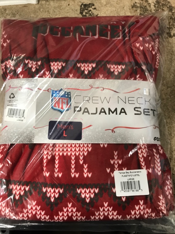 Photo 2 of FOCO Men's NFL Team Ugly Pattern Matching Set Family Holiday Pajamas Tampa Bay Buccaneers 9-3325 Holiday Ugly Pattern-- large 