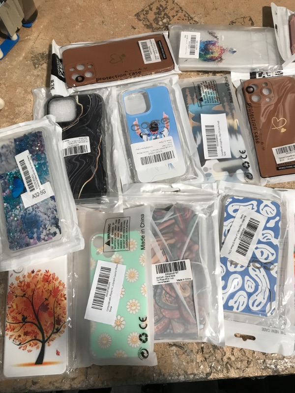 Photo 1 of Bundle of 20 variety phone cases