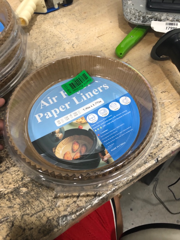 Photo 1 of Air Fryer Disposable Paper 120 Pcs Round Non-Stick Paper Prime Oil-proof Parchment Paper Cooking Paper for Fryers Basket Frying Pan Microwave Oven ?7.9-Inch?