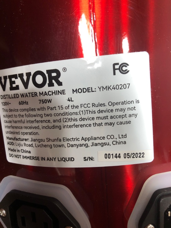 Photo 7 of *** powers on *** VEVOR 1.1Gal Water Distiller, 0.3Gal/H, Distilled Water Maker Machine 750W 0-99H Timing Dual Temp Display, 304 Stainless Steel Countertop Distiller Glass Carafe Cleaning Powder 3 Carbon Packs, Red ?9.3x15.2 in Timing and Dual Temp Displa