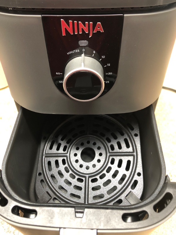 Photo 3 of *** POWERS ON *** Ninja AF080 Mini Air Fryer, 2 Quarts Capacity, Compact, Nonstick, with Quick Set Timer, Grey