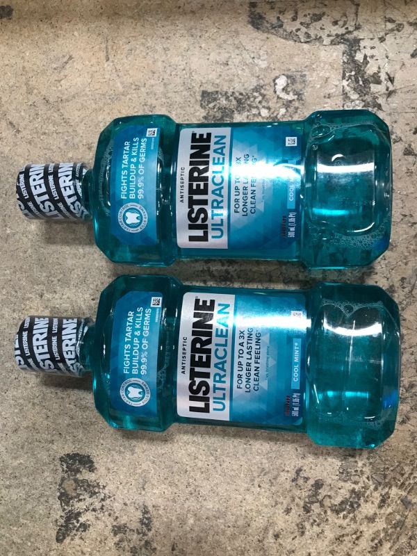 Photo 2 of 2 PACK Listerine Ultraclean Oral Care Antiseptic Mouthwash to Help Fight Bad Breath Germs Gingivitis Plaque and Tartar Oral Rinse Mouthwash (Pack of 2)