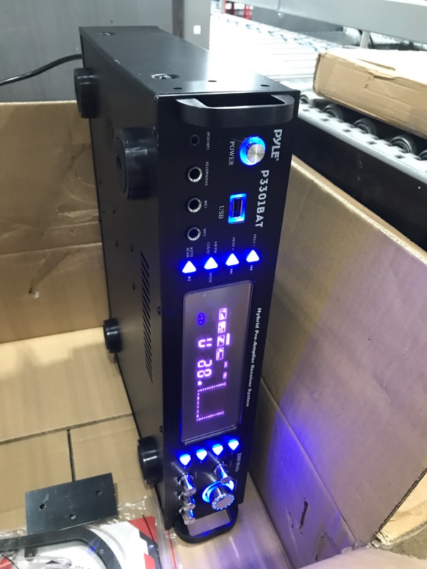 Photo 3 of Wireless Bluetooth Home Stereo Amplifier - Hybrid Multi-Channel 3000 Watt Power Amplifier Home Audio Receiver System w/ AM/FM Radio, MP3/USB,AUX,RCA Karaoke Mic in - Rack Mount, Remote - P3301BAT