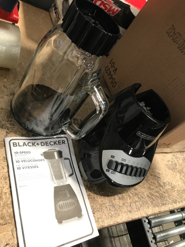 Photo 2 of **item does not work sold for parts**
BLACK+DECKER Countertop Blender with 5-Cup Glass Jar, 10-Speed Settings, Black, BL2010BG