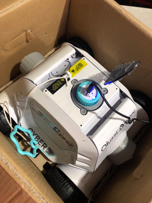 Photo 4 of * item used and dirty * powers on * unable to test further *
Ofuzzi Cyber 1000 Cordless Robotic Pool Cleaner, Max.95 Mins Runtime, 2.5H Fast Charge