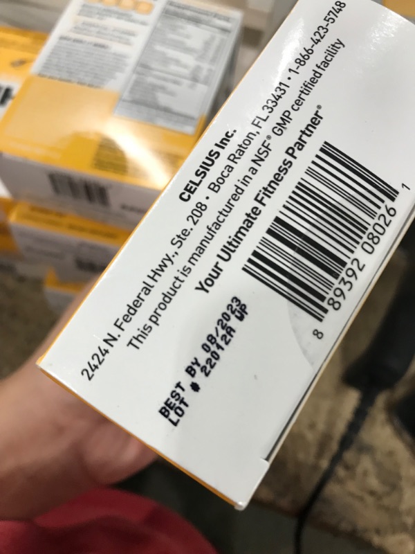 Photo 1 of *EXPIRES AUGUST2023**CELSIUS FGSS1313 HEAT On-the-Go Performance Energy Powder Stick Packets, Lemonade Mist (Pack of 14)
