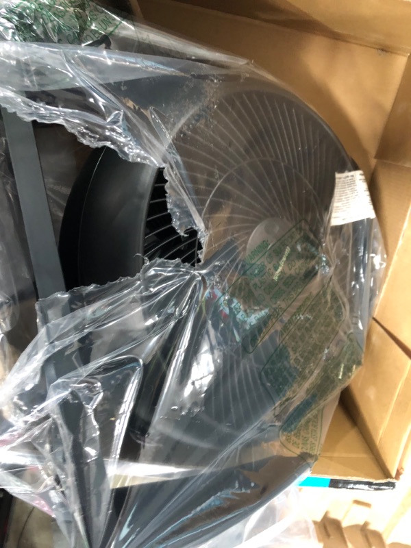 Photo 4 of 12 in. 3 Speed Whole Room Circulator Floor Fan