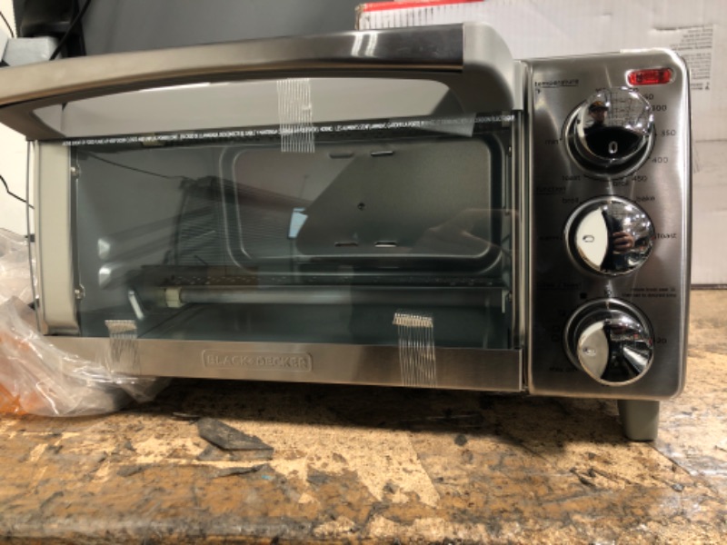 Photo 2 of *new* BLACK+DECKER 4-Slice Toaster Oven with Natural Convection, Stainless Steel, TO1760SS