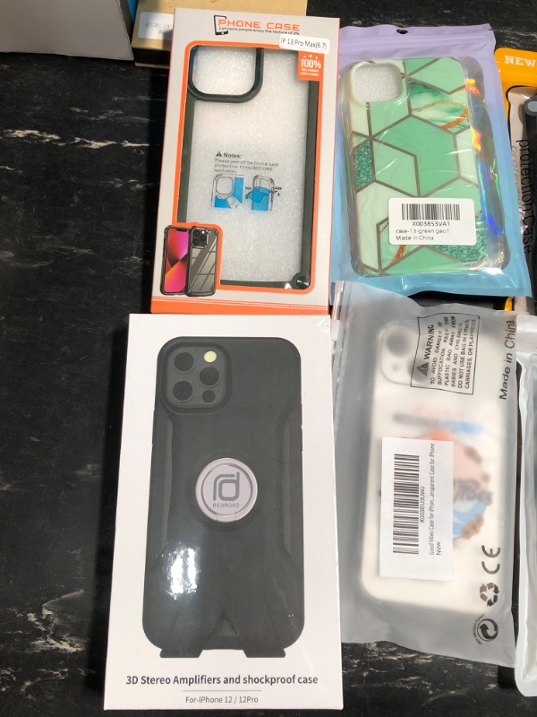 Photo 1 of MICELANIOUS PHONE CASES   10 PACK