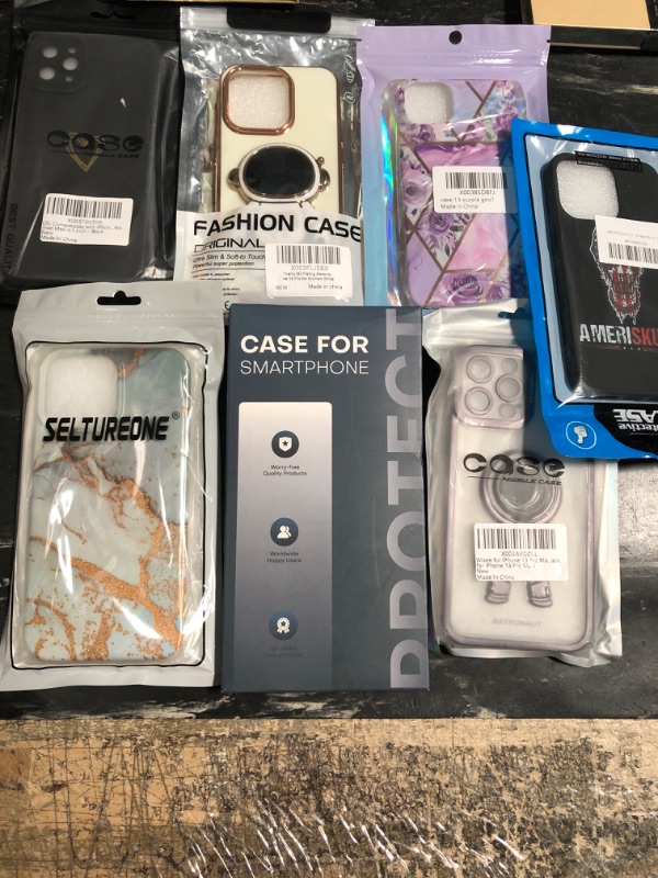 Photo 3 of 7 PACK OF MISCELLANEOUS IPHONE AND ANDROID PHONE CASES 