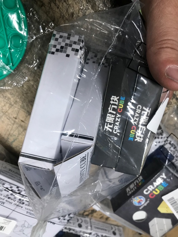 Photo 1 of 4 item bundle 
fidget toys /pop toys 