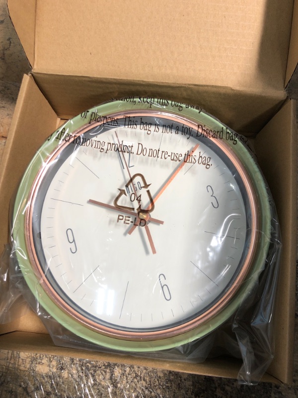Photo 1 of hito Silent Non Ticking Wall Clock 9 inches Glass Front Cover Sweep Movement Decorative for Kitchen, Living Room, Bedroom, Nursery, Office, Classroom (Green) Green 9 inch