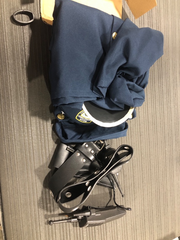 Photo 2 of Dress Up America Police Costume for Kids - Police Officer Costume for Boys - Cop Uniform Set With Accessories M