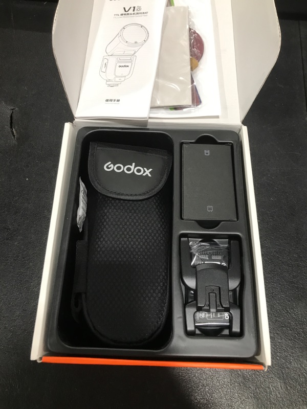 Photo 1 of Godox V1Pro-O Round Head Camera Flash Speedlite for Panasonic for Olympus, with Detachable Sub Flash SU-1, USB-C Charge Battery, 2.4G X Wireless HSS TTL Speedlight Flash for Panasonic for Olympus