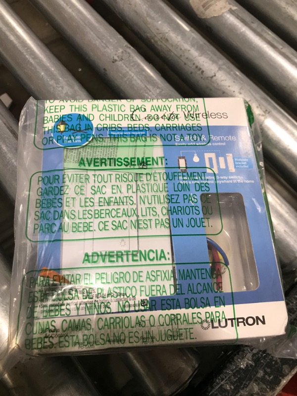 Photo 1 of Lutron Caseta Smart Lighting 5-amp Single-pole/3-way Tap Master Smart Light Switch with Wall Plate, White