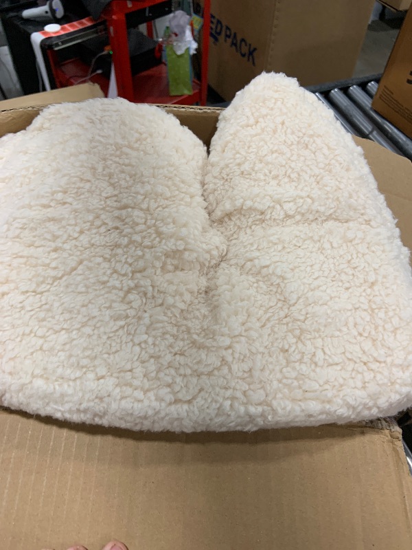 Photo 1 of  medium dog bed 