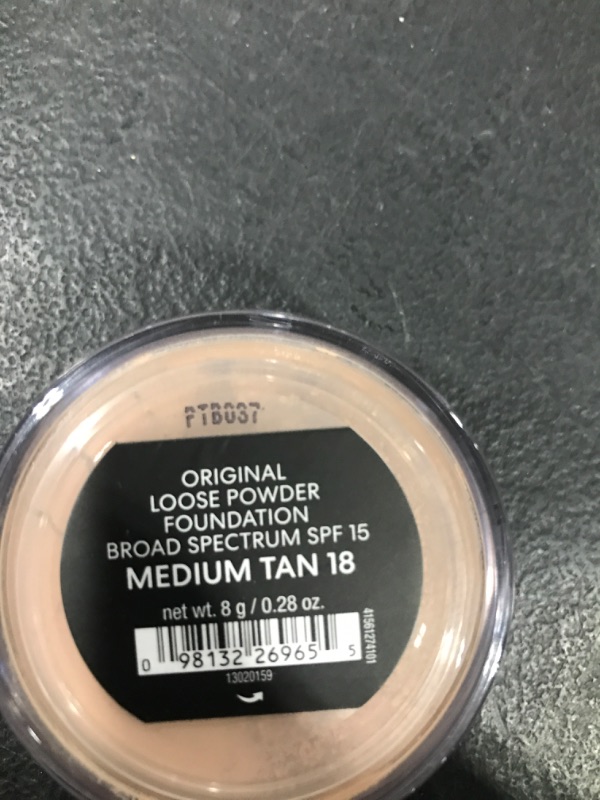 Photo 2 of bareMinerals Original Loose Powder Foundation SPF 15