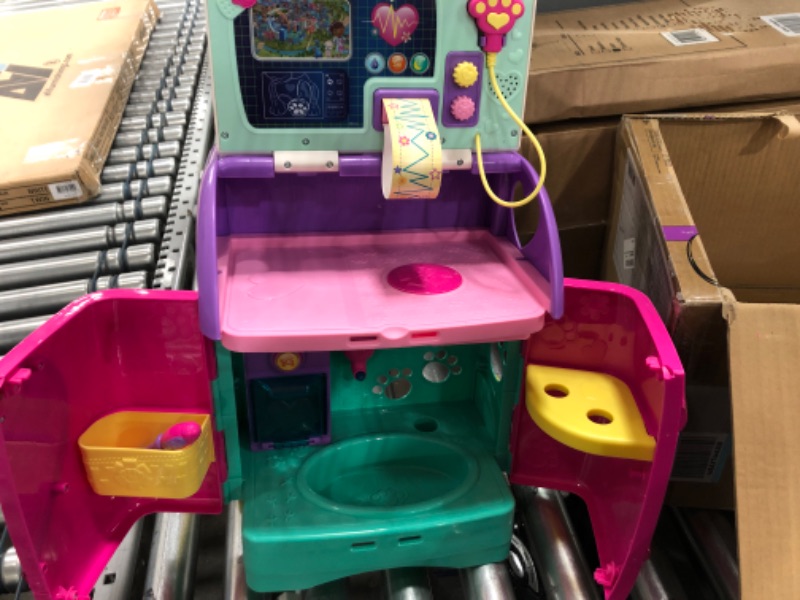 Photo 2 of Doc McStuffins Pet Rescue Mobile, by Just Play