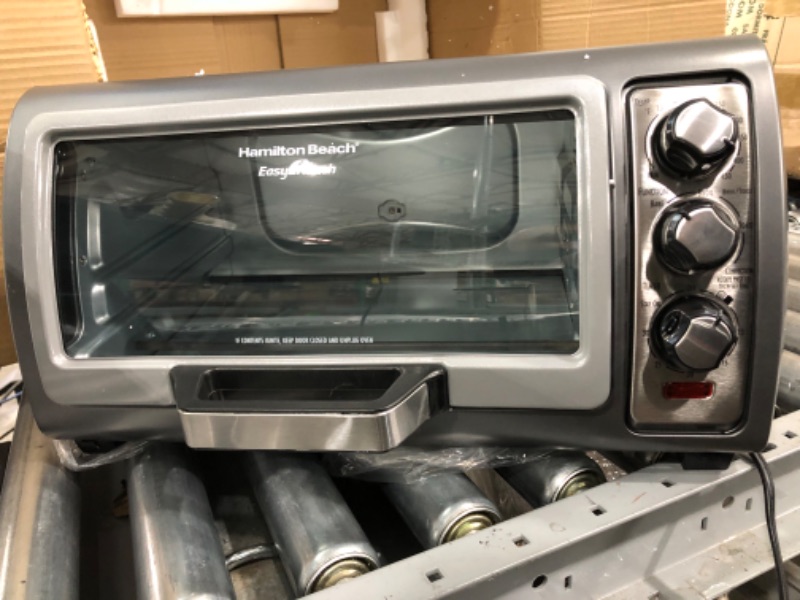 Photo 4 of Hamilton Beach Countertop Toaster Oven, Easy Reach With Roll-Top Door, 6-Slice, Convection (31123D), Silver Silver Toaster Oven