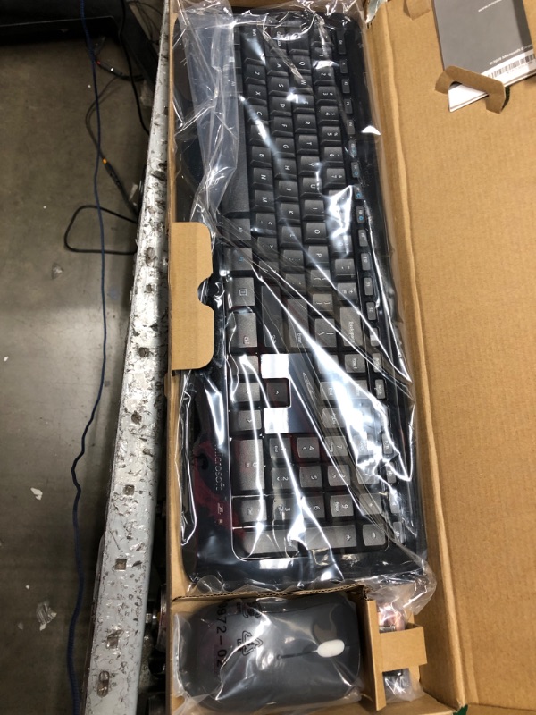Photo 1 of Microsoft Wireless Desktop. Wireless Keyboard and Mouse Combo. Snap-in USB Transciever.