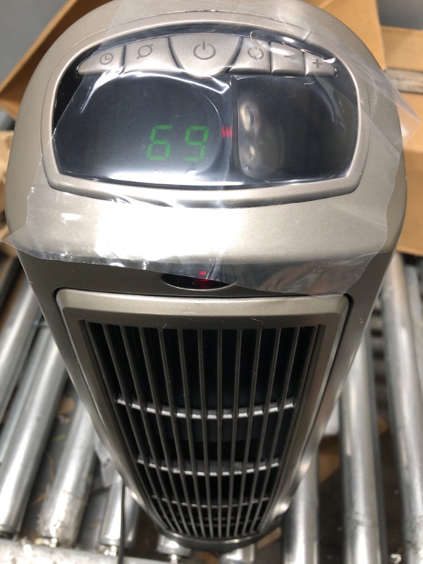 Photo 4 of ***TESTED WORKING*** Lasko 1500W Digital Ceramic Space Heater with Remote, 755320, Silver