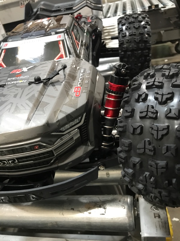 Photo 4 of 
(LAST PICTURE IS THE DAMAGED PART)ARRMA 1/8 KRATON 4WD Extreme Bash Roller Speed Monster RC Truck, Black, ARA106053