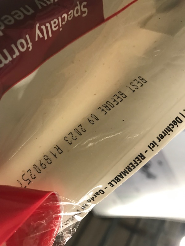 Photo 2 of **bag has small tear ** exp date: 09/2023
Hill's Science Diet Dry Dog Food, Adult, Small Bites, Lamb Meal & Brown Rice Recipe, 33 lb. Bag 33 Pound (Pack of 1)