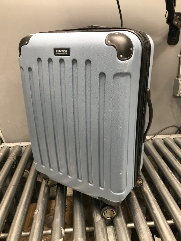 Photo 2 of ***LOTS OF SCRATCHES AND DAMAGED ZIPPER****  Kenneth Cole REACTION Renegade 24” Check Size Expandable Luggage Lightweight Hardside 8-Wheel Spinner Travel Suitcase Bag, Granite Blue, inch 24-inch Checked Granite Blue
