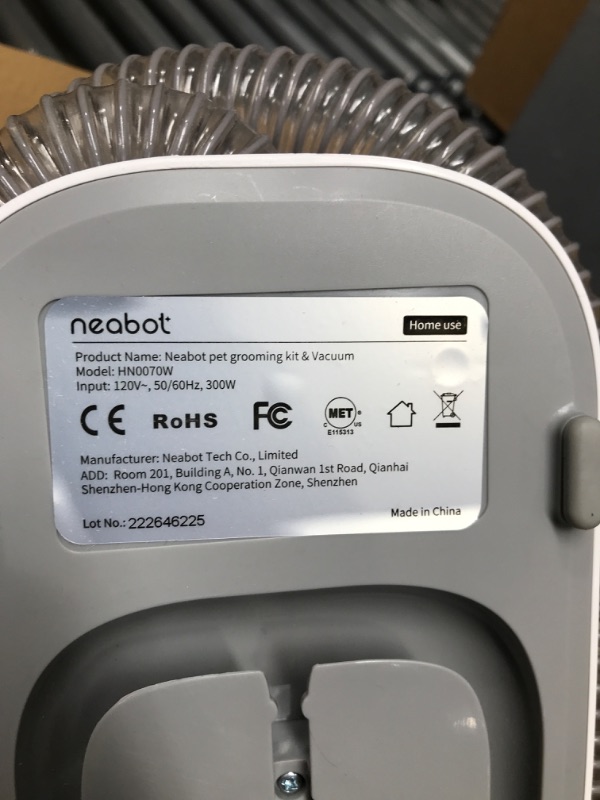 Photo 4 of ***PREVIOUSLY OPENED*****  Neabot P1 Pro Professional Pet Grooming Kit w/ Vacuum Suction for Dogs and Cats