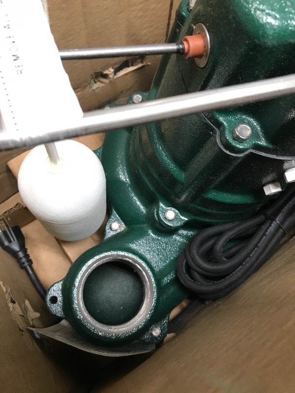 Photo 3 of ***PREVIOUSLY OPENED****    Zoeller Waste-Mate 267-0001 Sewage Pump, 1/2 HP Automatic – Heavy-Duty Submersible Sewage, Effluent or Dewatering Pump